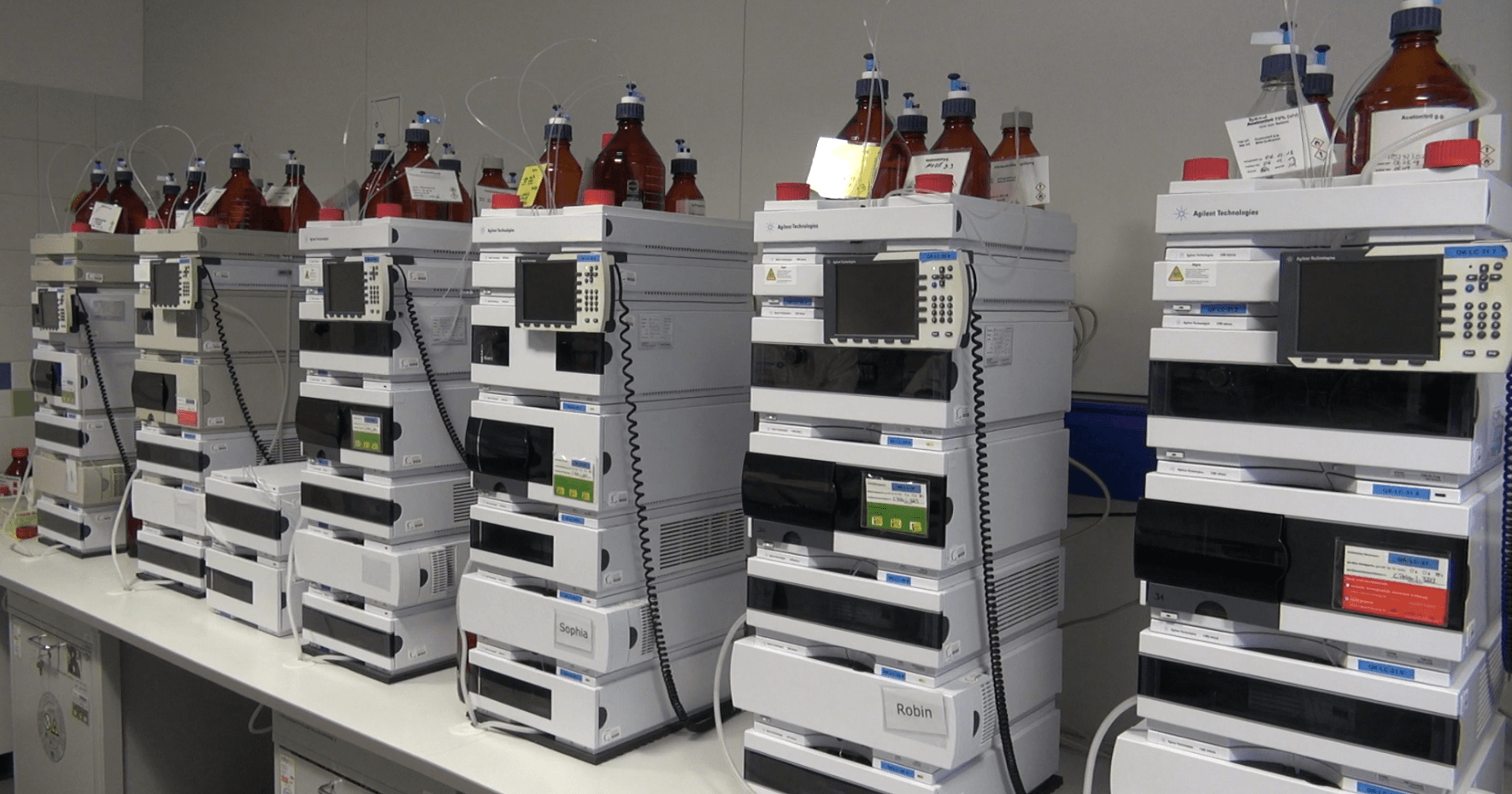 equipment on a table in the Bonorica lab